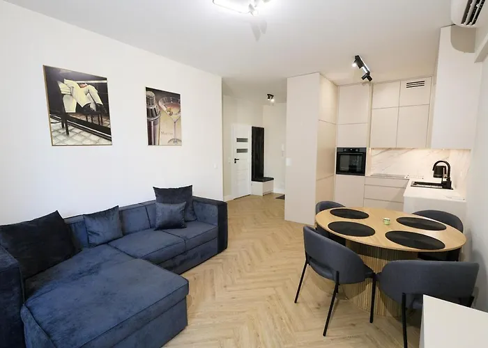 Komfortowy W Prestiżowej Lokalizacji