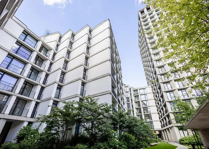 Komfortowy W Prestiżowej Lokalizacji Apartament Warszawa