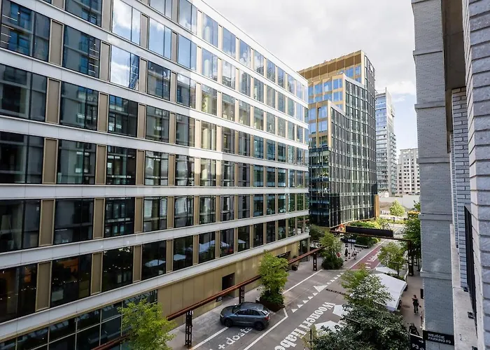 Komfortowy W Prestiżowej Lokalizacji Apartament Warszawa