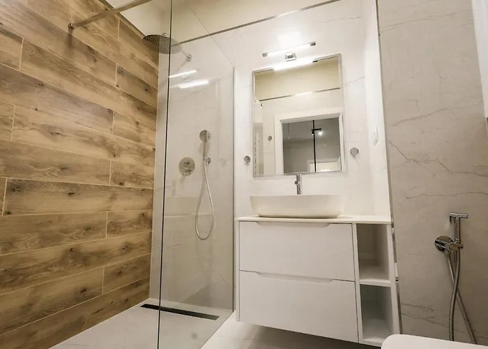 Komfortowy W Prestiżowej Lokalizacji