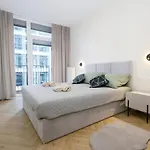 Komfortowy W Prestizowej Lokalizacji Apartamento Varsóvia